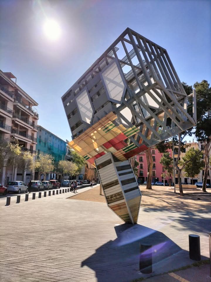 ⚡Ab Mai 2026 🧭Auf den Spuren der Piraten Mallorcas 🏴‍☠️ Fototour Altstadt Palma.✨ Ideal für Gäste, die die Atmosphäre der Altstadt intensiv erleben möchten.
