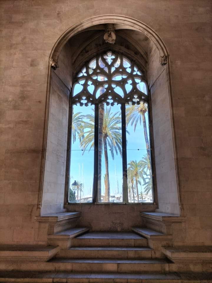 ⚡Ab Mai 2026 🧭Auf den Spuren der Piraten Mallorcas 🏴‍☠️ Fototour Altstadt Palma.✨ Ideal für Gäste, die die Atmosphäre der Altstadt intensiv erleben möchten.